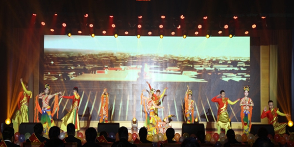 1581562112847882.jpg 12-02、投资公司舞蹈《梦回敦煌》.jpg