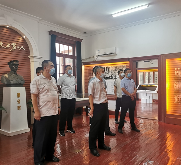 1657073466882237.jpg 管理六项目.jpg